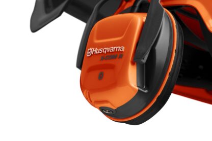 Husqvarna X-COM R - Protective Earmuff with FM Radio & Bluetooth, Headband type - Image 4